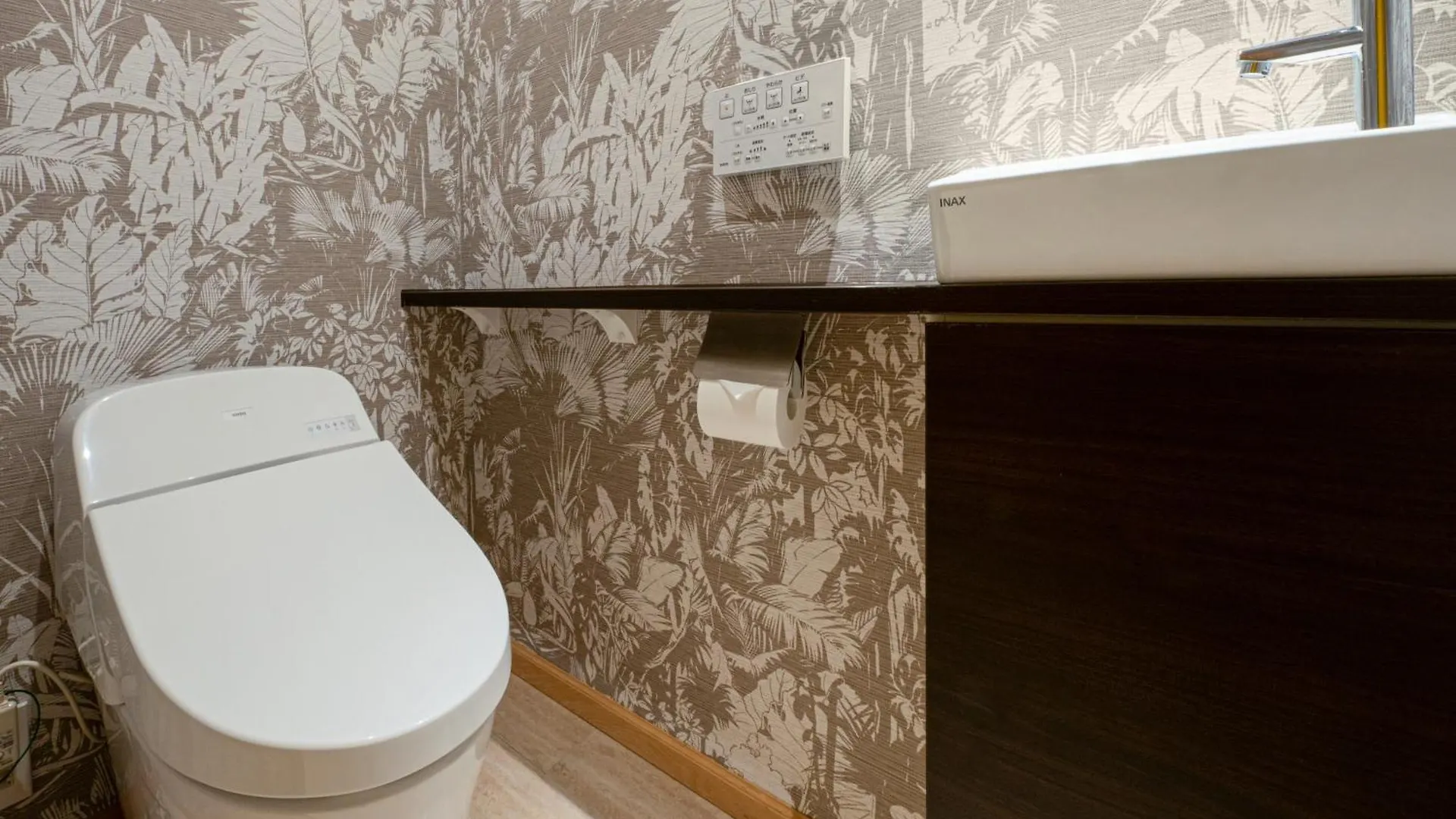 Homm Stay Nagi Sanjo Kyoto By Banyan Group 4*,